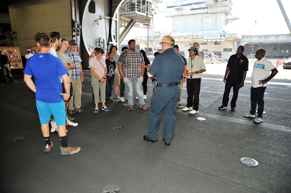 DVIDS Images NIWC Atlantic Summer Intern Ship Tour [Image 4 of 10]