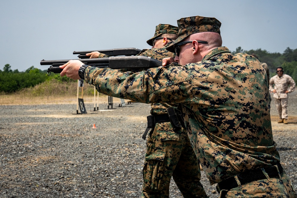 MSG Detachment Commander Students Utilize MCESG Range 14C