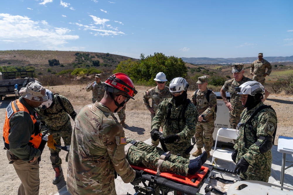 MG Bonner visits Fuerzas Amigas 23 at Camp Pendleton