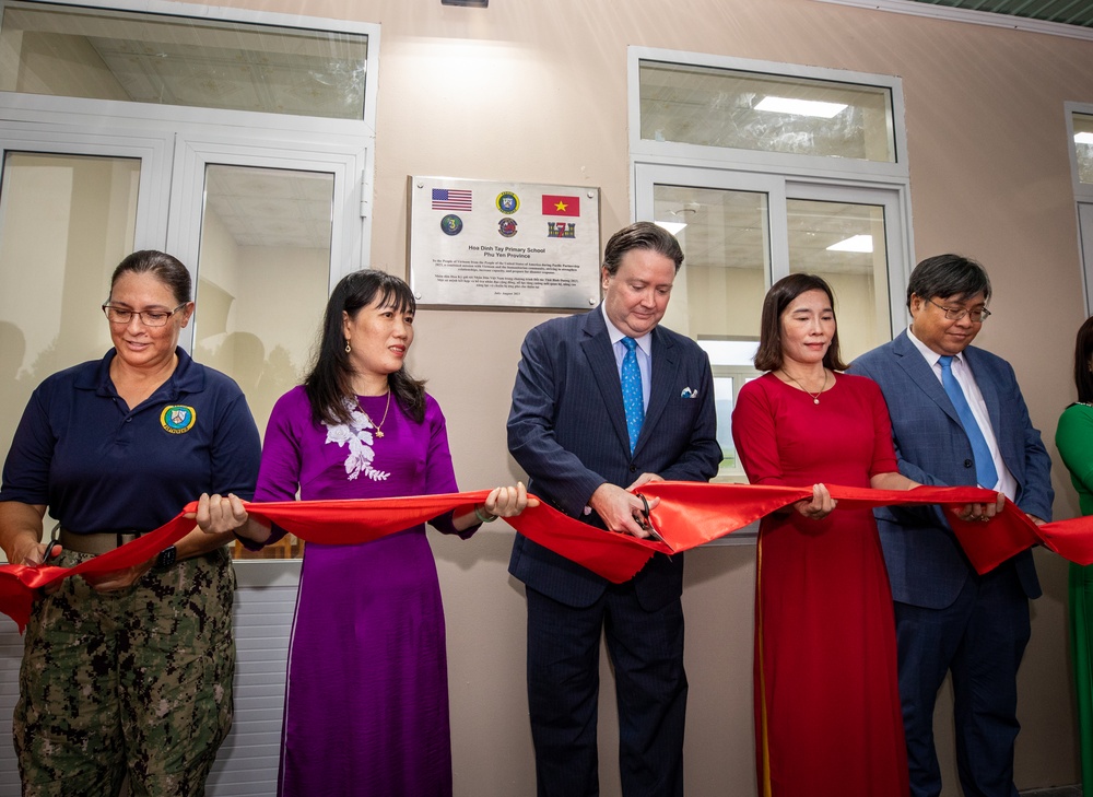 Pacific Partnership 2023: Ribbon Cutting at Hoa Dinh Tay Primary School