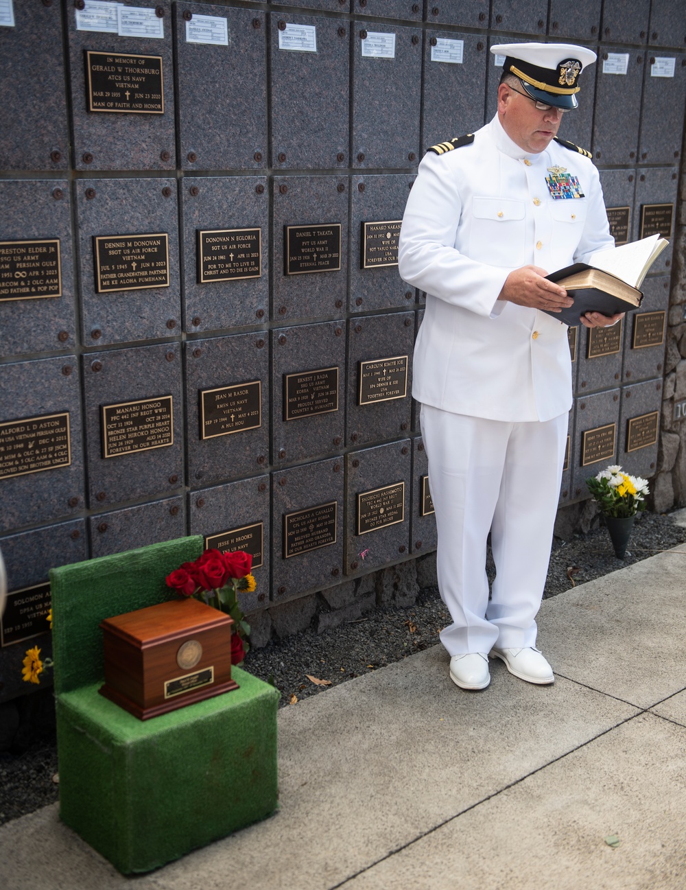 U.S. Navy Warrant Officer Machinist Daryl Goggin Interment Ceremony