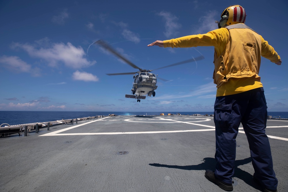 US Navy Helo Lands on USCGC Munro