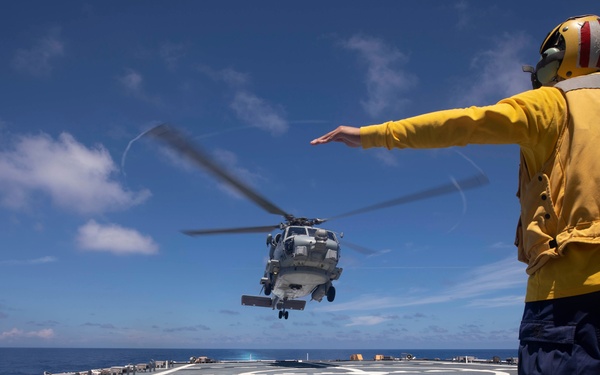 US Navy Helo Lands on USCGC Munro