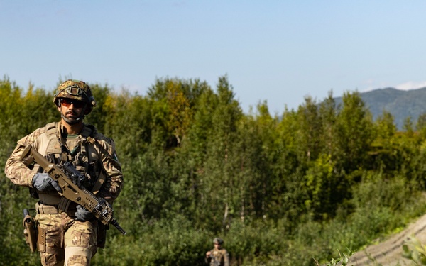 A Tale of Two Forces: U.S. and Italian Marines Integrate in Norway