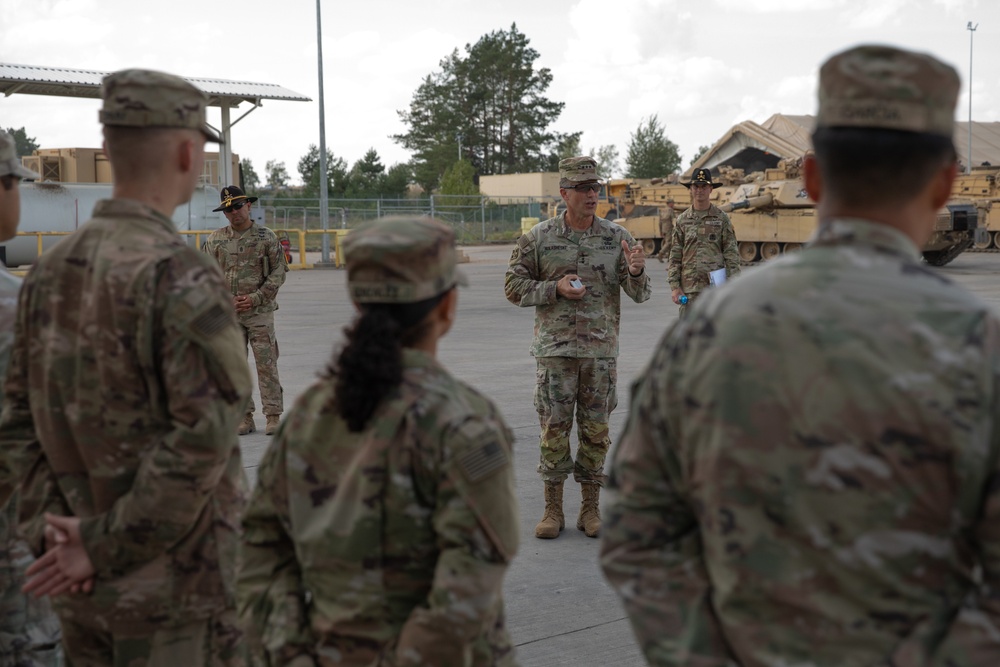 V Corps Commanding General visits 1-8 Cavalry Regiment Soldiers