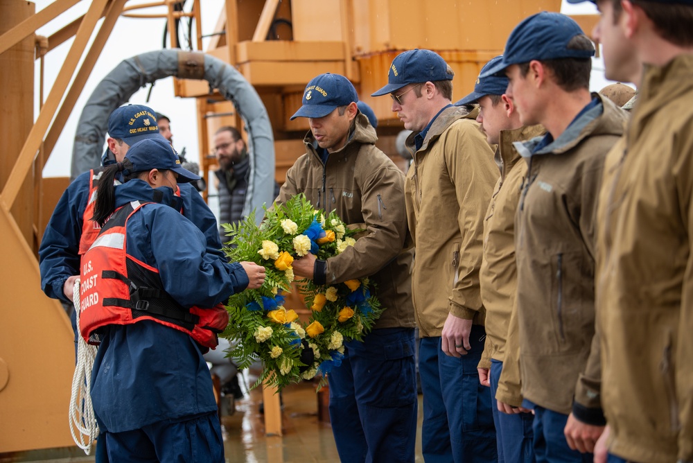 Coast Guard Cutter Healy (WAGB 20) holds memorial for diving accident