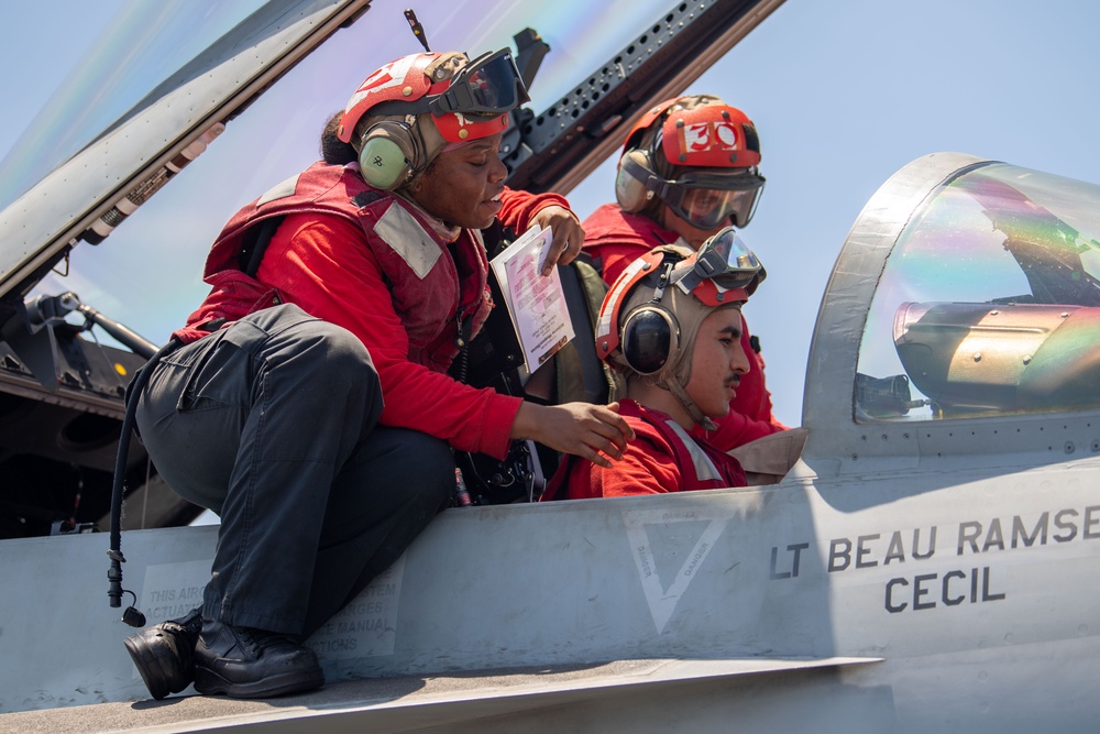 USS Ronald Reagan (CVN 76) conducts flight operations