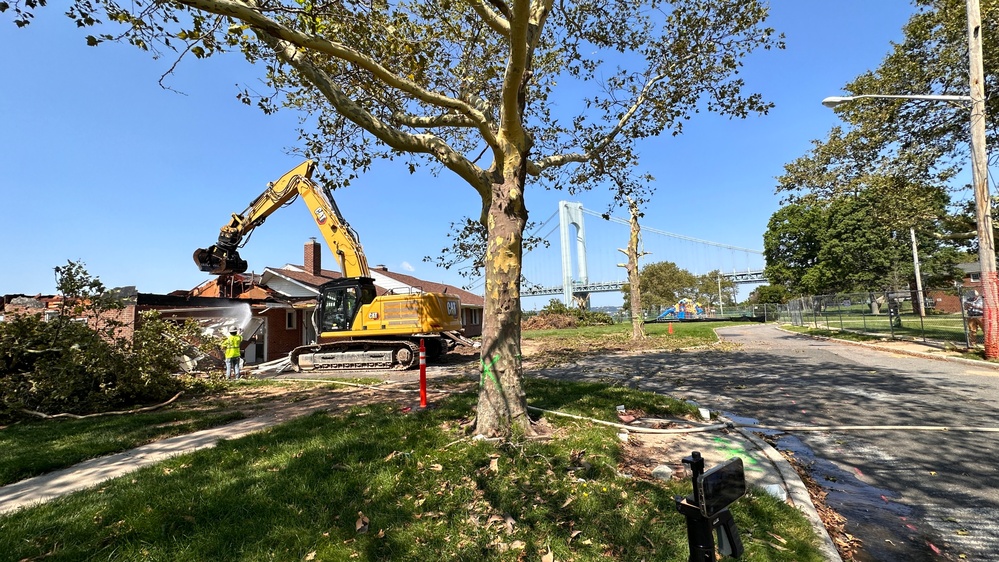 Fort Hamilton begins housing improvement project with demolition of old senior leader homes