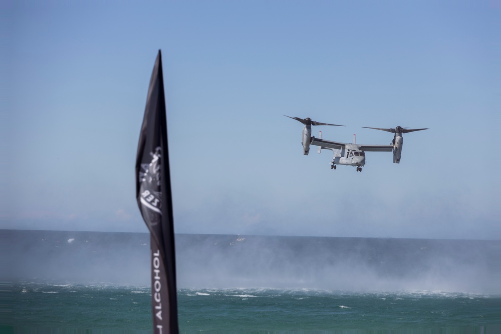 MRF-D MV-22B Ospreys participate in the Gold Coast Air Show