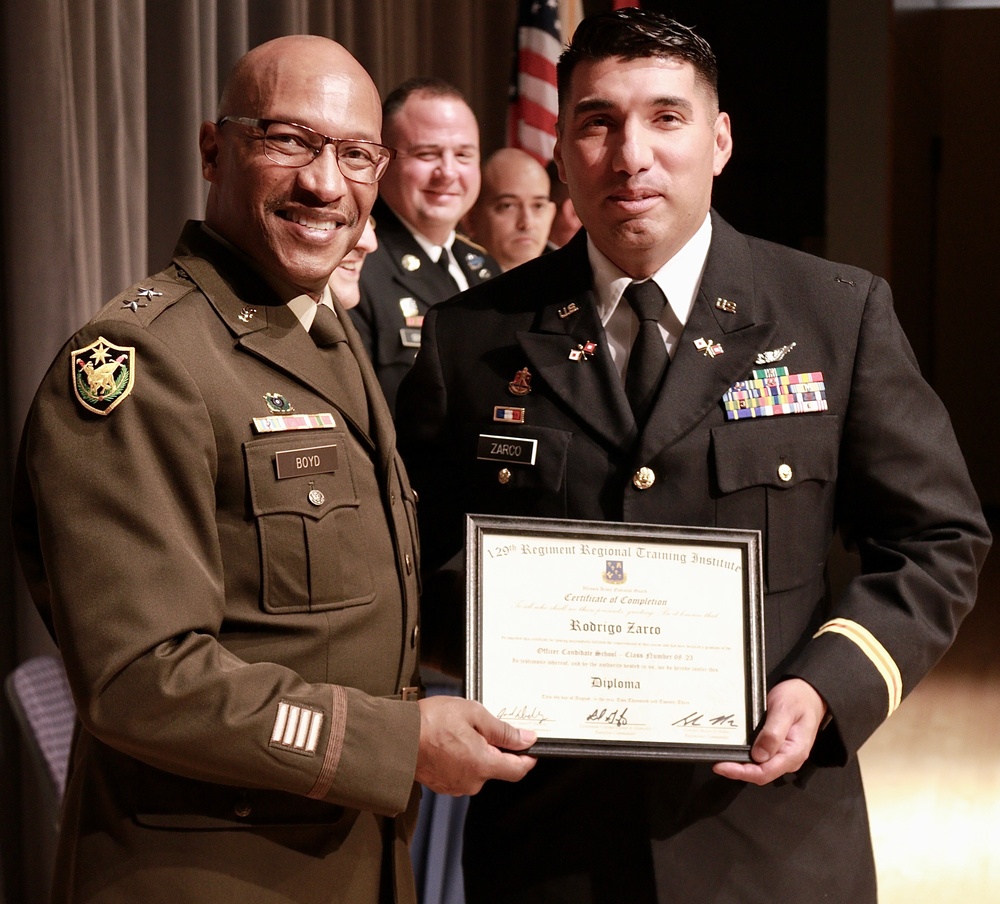 Illinois Army National Guard Officer Candidate School Graduates 21 Leaders