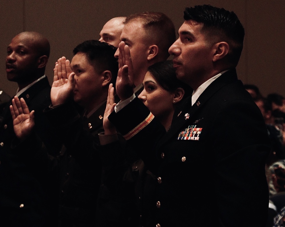 Illinois Army National Guard Officer Candidate School Graduates 21 Leaders