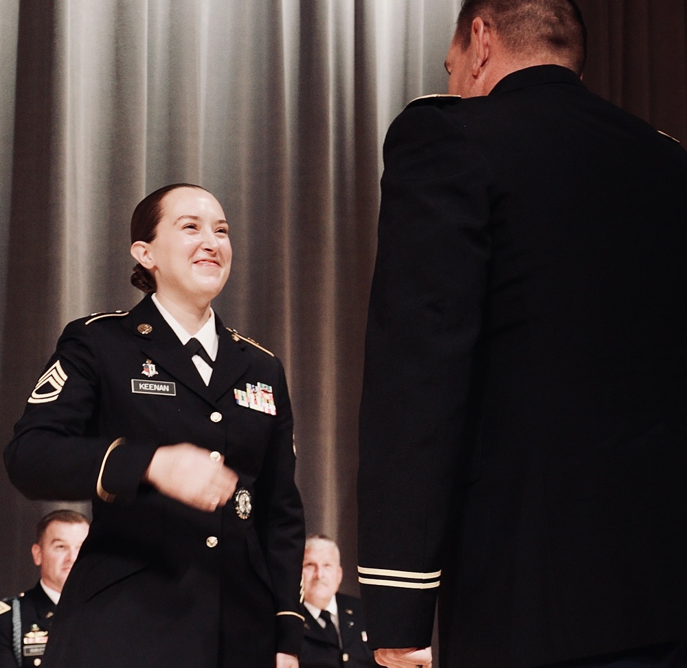 Illinois Army National Guard Officer Candidate School Graduates 21 Leaders