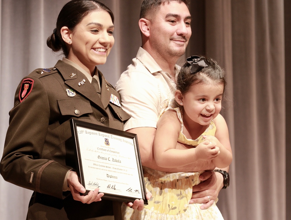 Illinois Army National Guard Officer Candidate School Graduates 21 Leaders