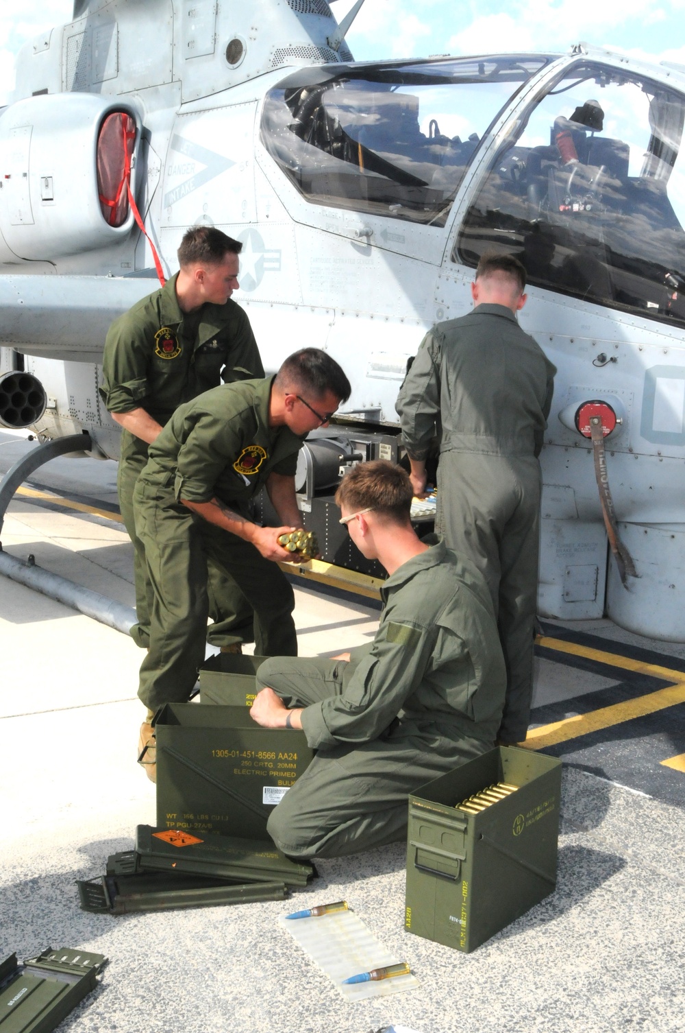 Fort Dix – Aerial Gunnery, Ordinance Ground Crew Operations, HMLA 773