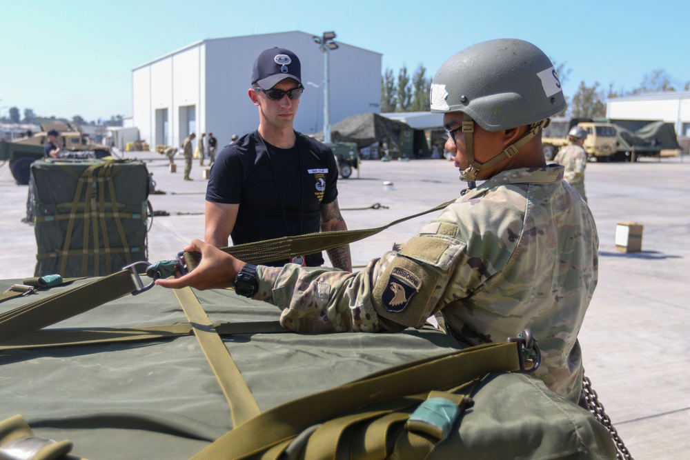 Task Force Mountain Soldiers attend the U.S. Army Air Assault Course in Romania