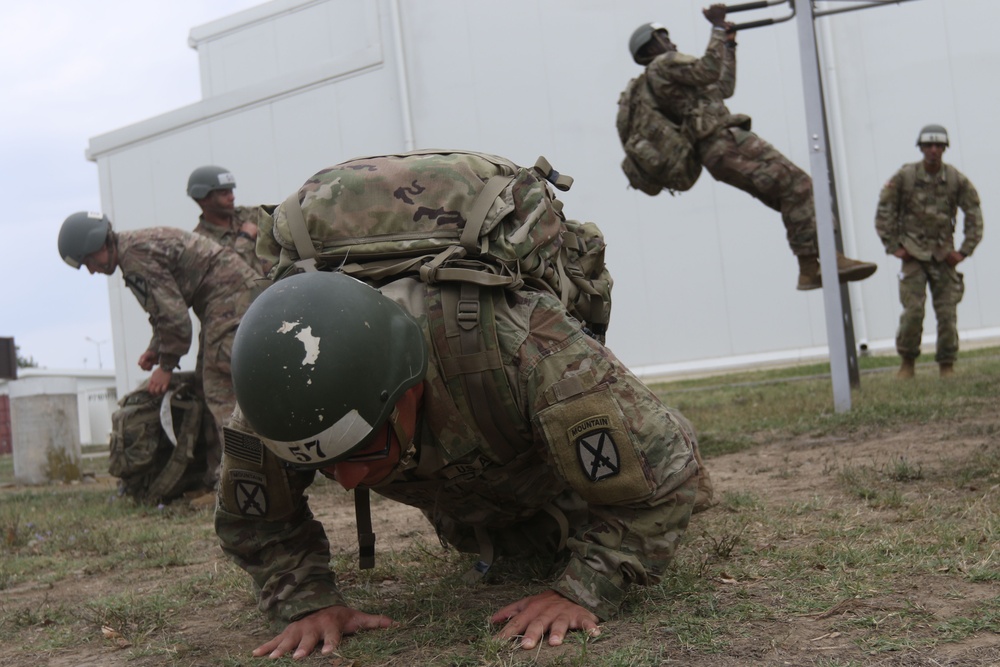 Task Force Mountain Soldiers attend the U.S. Army Air Assault Course in Romania