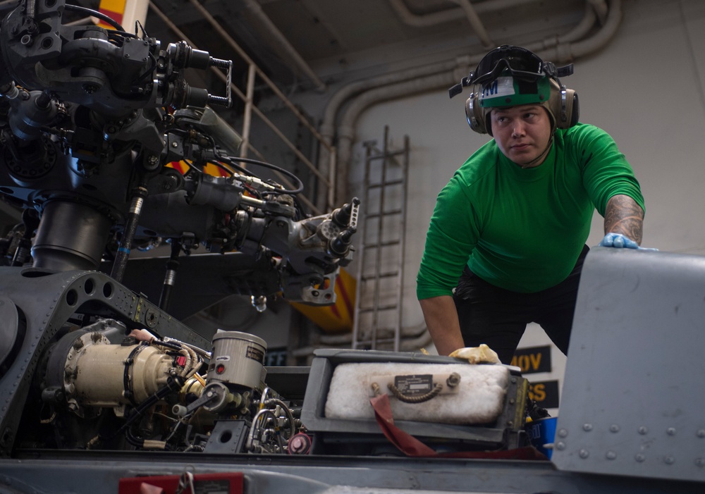 Sailors Perform Maintenance