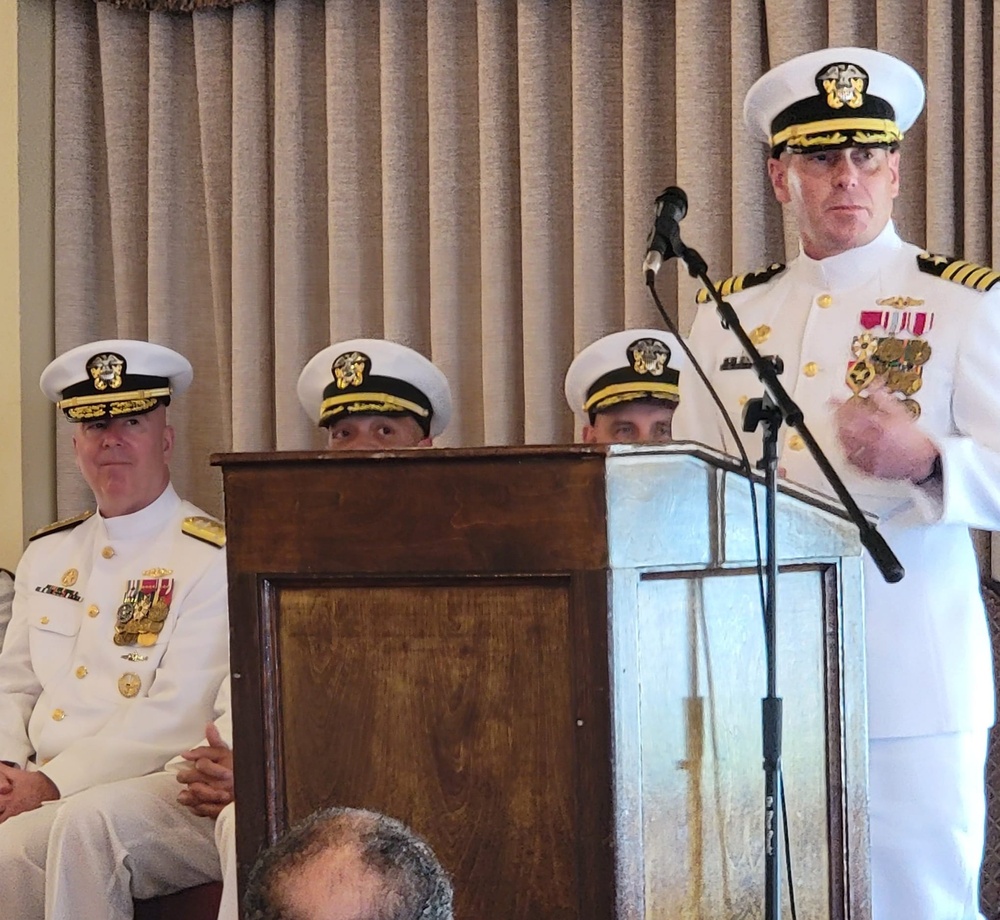 Naval Station Newport Welcomes New Commander