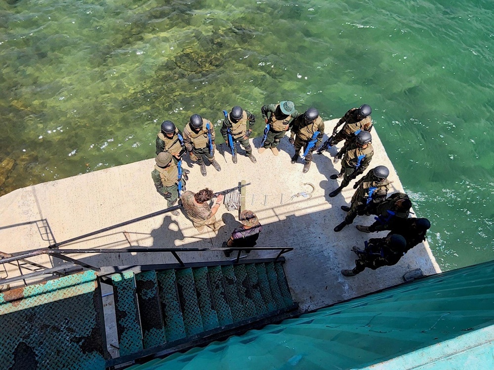 Sri Lanka, US Navy Special Warfare Exchange Operation Tactics