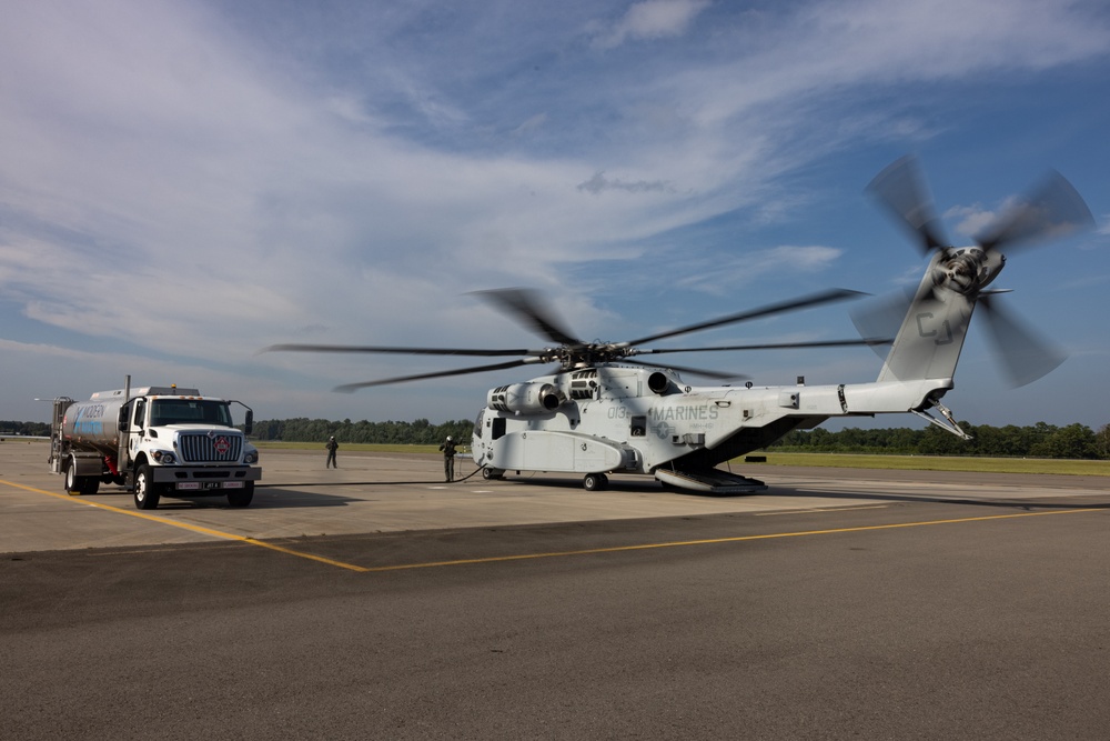 Large Scale Exercise 2023: Marine Heavy Helicopter Squadron (HMH) 461 conducts external lifts and refueling