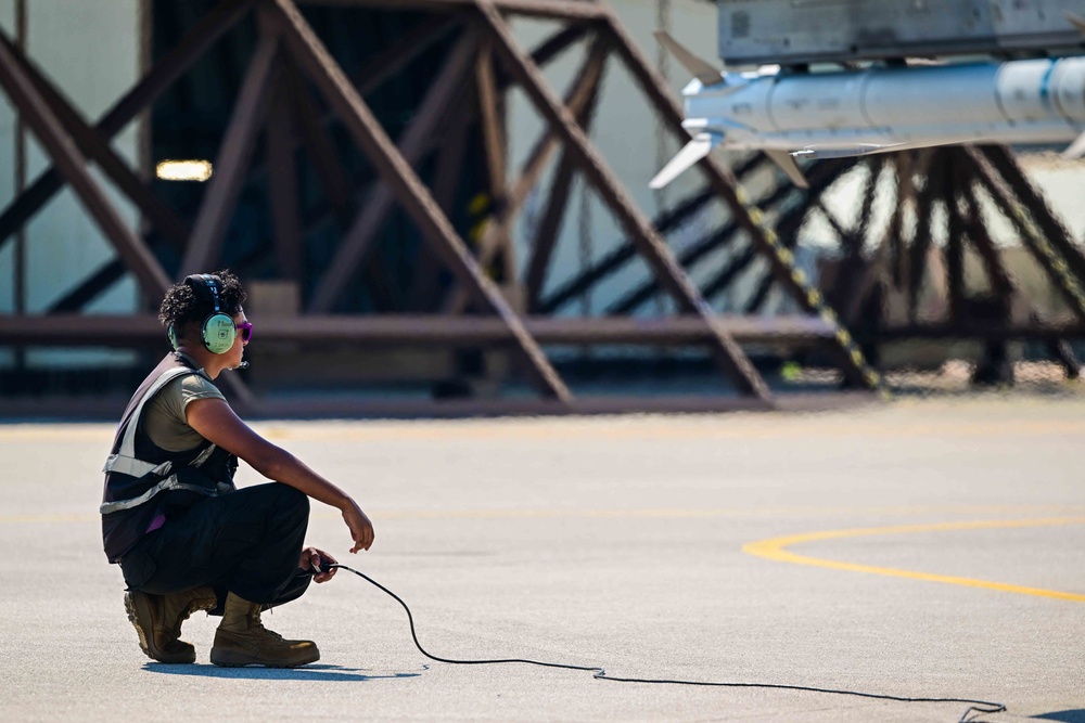 Rescue pilot’s visit to Aviano connects the past to the present