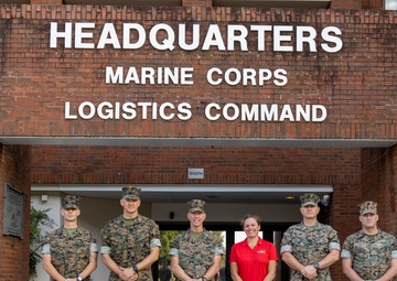 Gen. Smith Visits Marine Corps Logistics Command