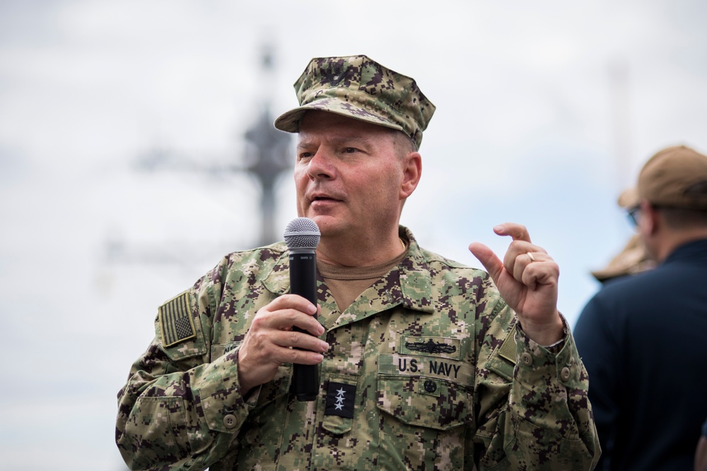 CNP Visits USS Chosin at Naval Station Everett