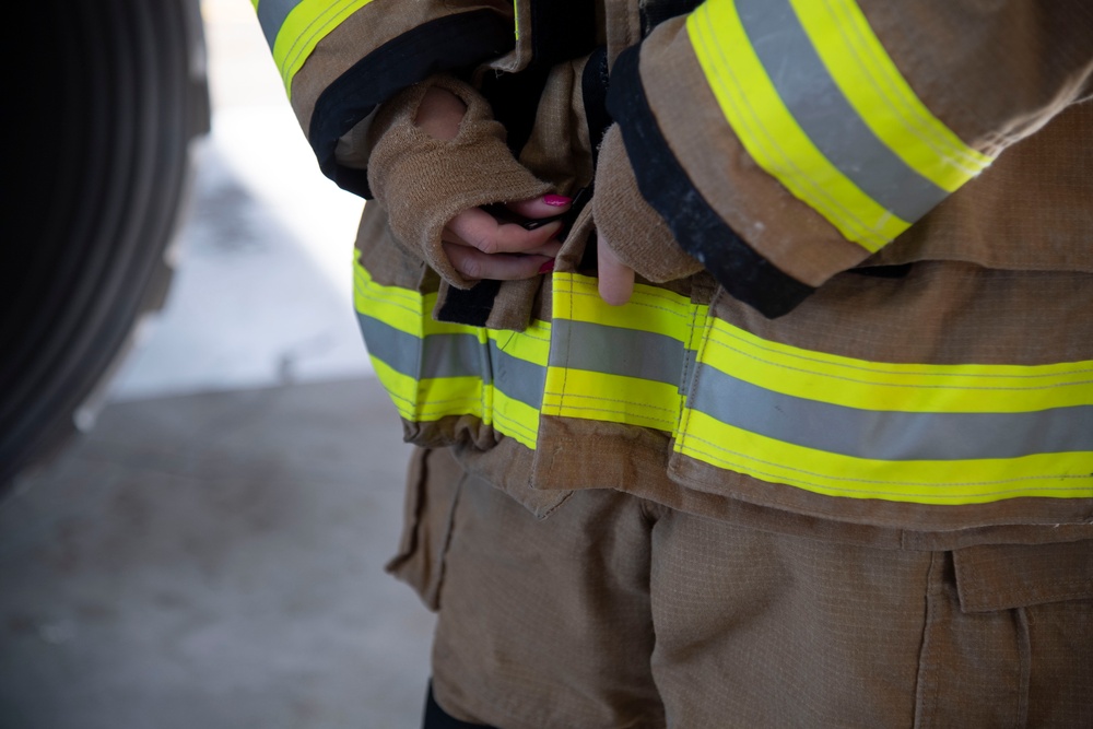 Sheppard AFB firefighter receives heroism award for life-saving actions