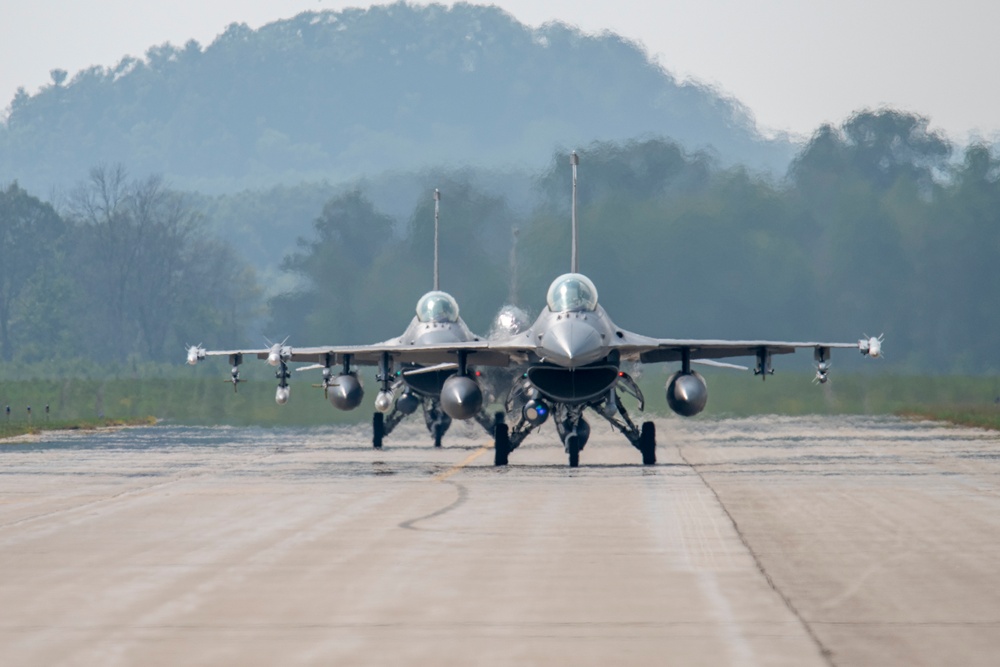 180FW Participates in Northern Lightning 23