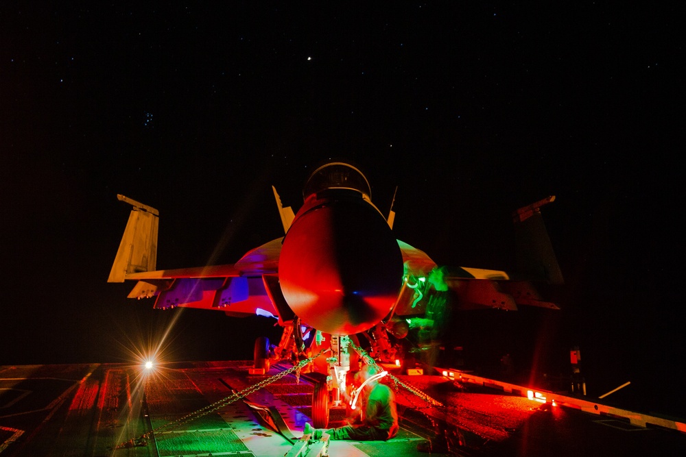 Night Flight Deck Operations