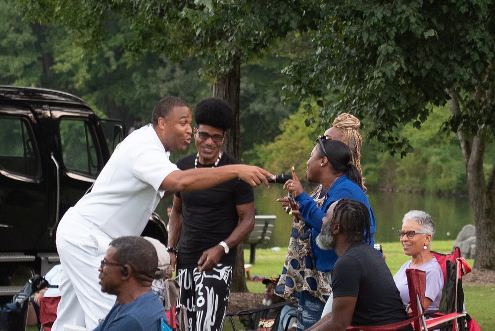 Navy Band Cruisers perform at Allen Pond Park