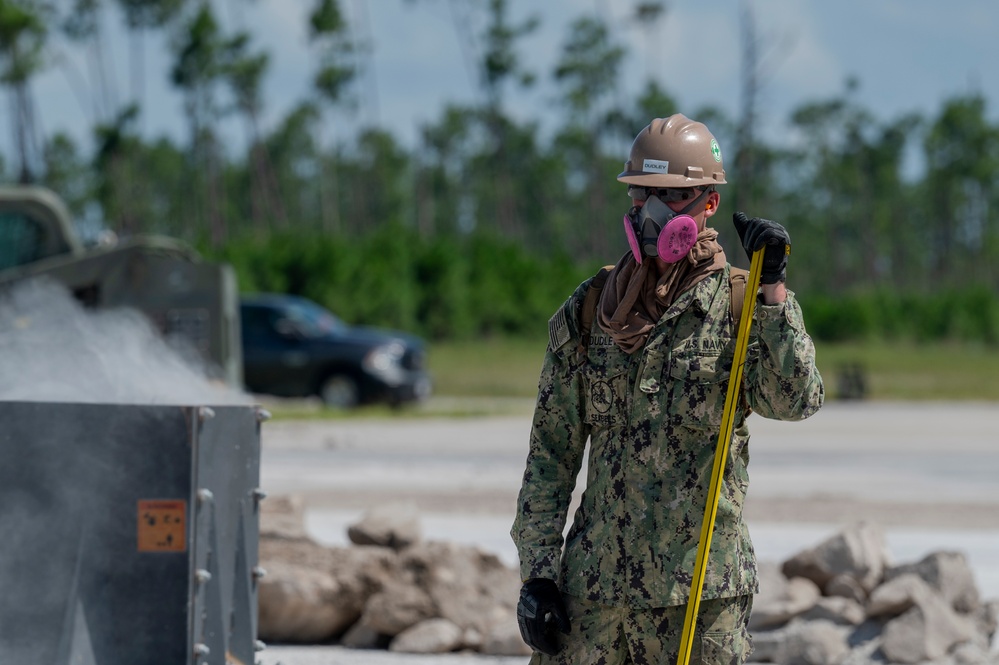 801st RHTS qualifies Navy Seabees on RADR