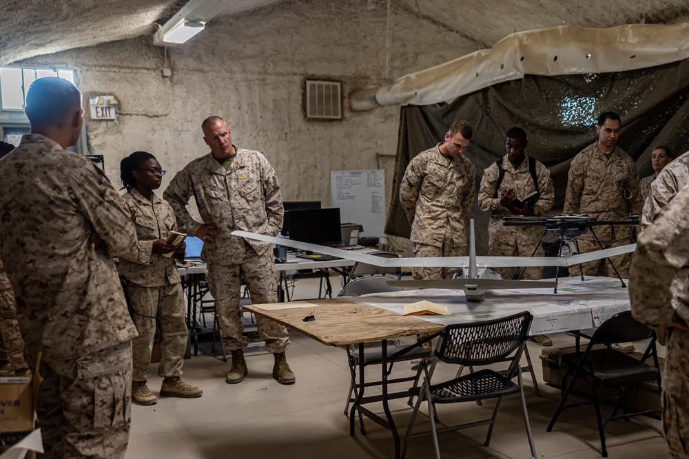 The Commanding General of 2nd Marine Logistics Group Visits Combat Logistics Battalion 6 During SLTE 5-23