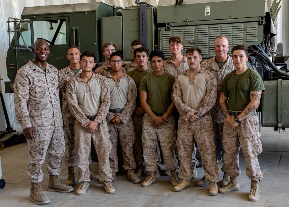 The Commanding General of 2nd Marine Logistics Group Visits Combat Logistics Battalion 6 During SLTE 5-23