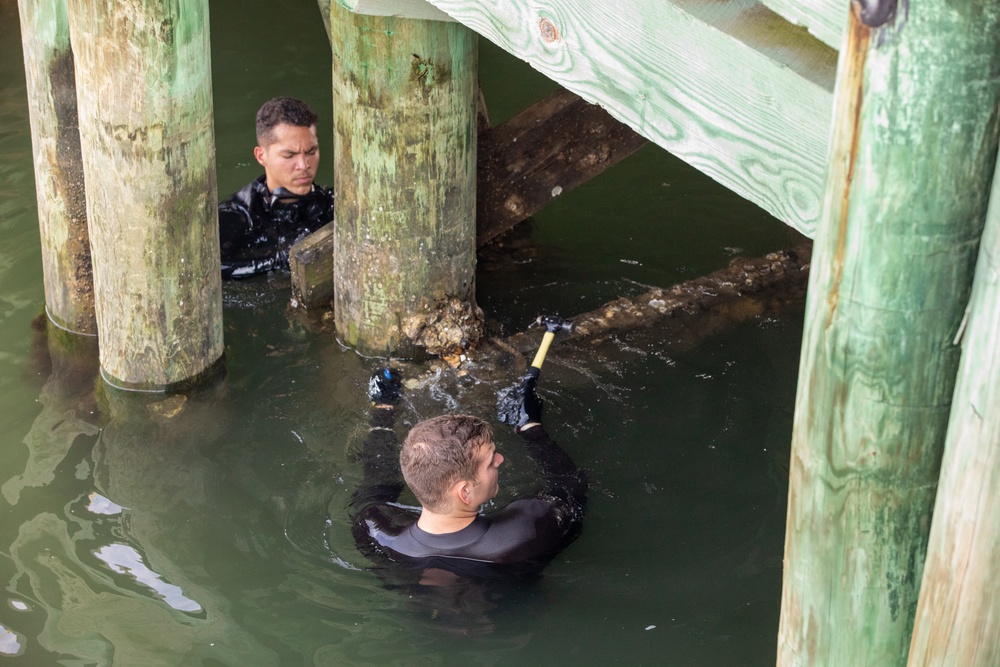 74th EDD and 544th ECC Conduct Port Damage Repair Operation