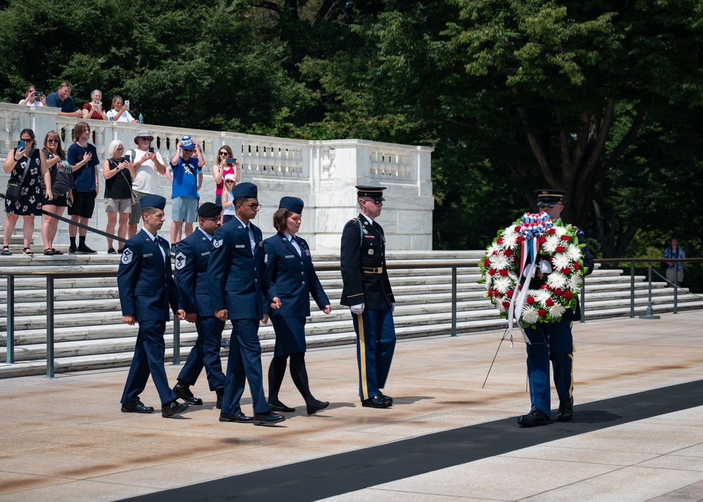 Guard OAY Airmen Participate in Arlington National Cemetery Wreath Laying Ceremony