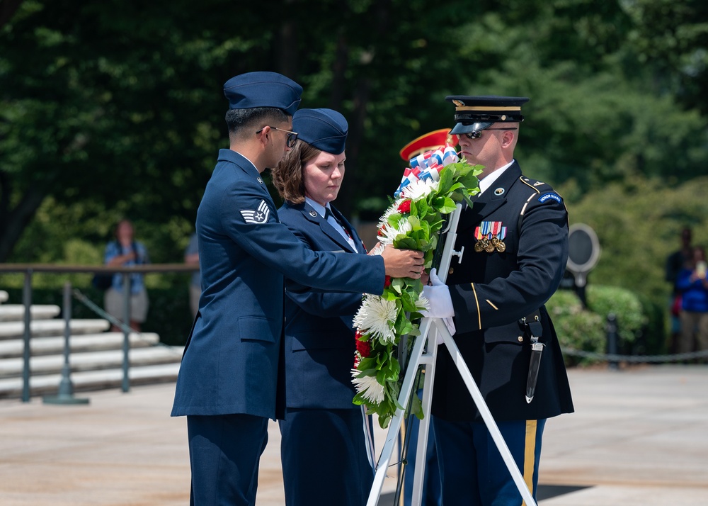 Guard OAY Airmen Participate in Arlington National Cemetery Wreath Laying Ceremony