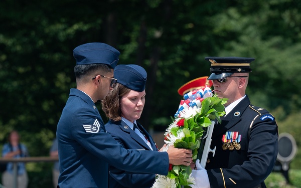Guard OAY Airmen Participate in Arlington National Cemetery Wreath Laying Ceremony