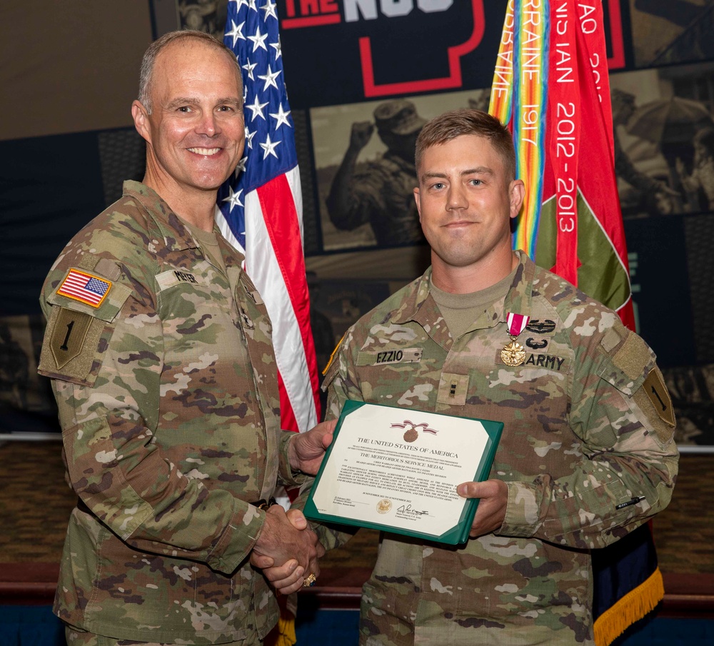 1st Infantry Division Presents Soldiers Deployment Awards