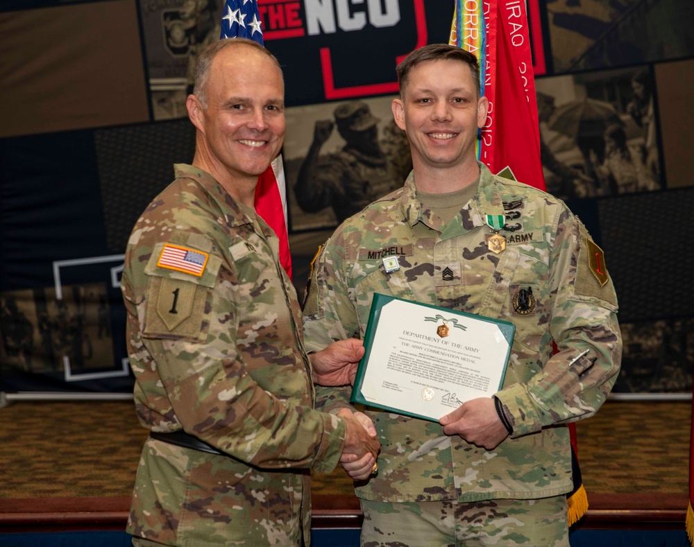 1st Infantry Division Presents Soldiers Deployment Awards