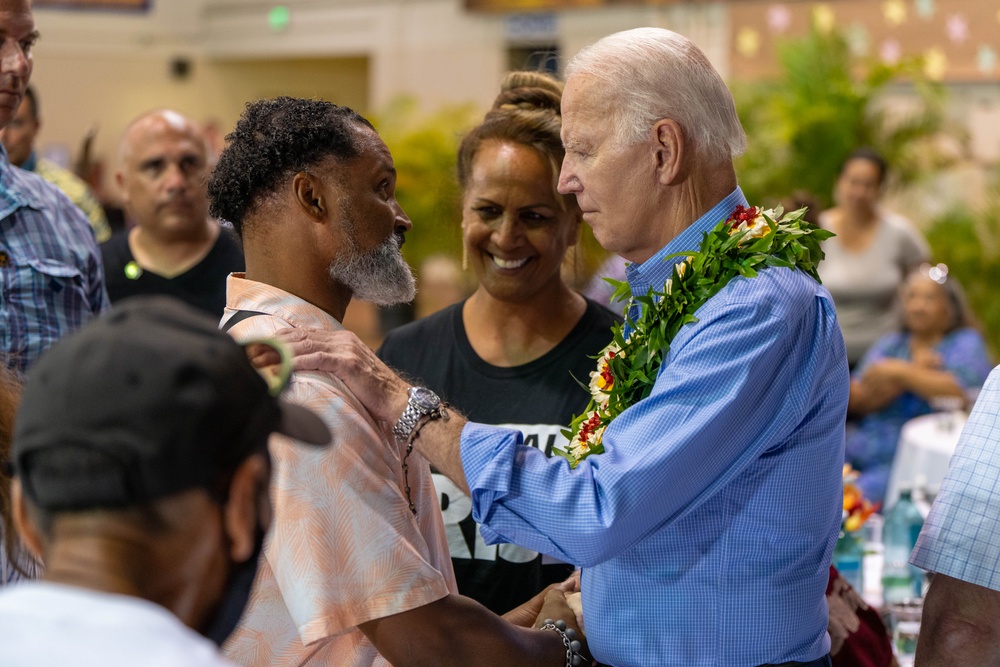 President Biden Speaks at Civic Center After Hawaii Wildfires