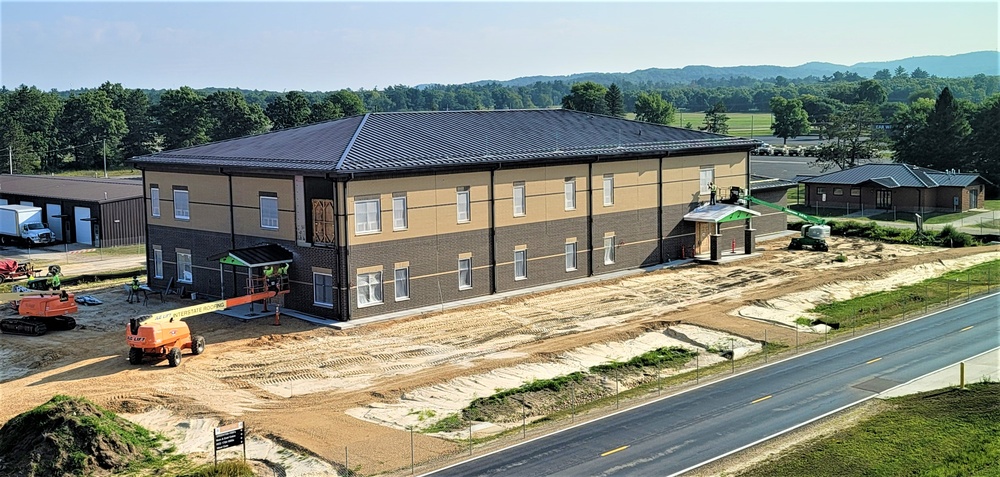 Fort McCoy’s brigade headquarters construction project now 75 percent complete; work remains steady