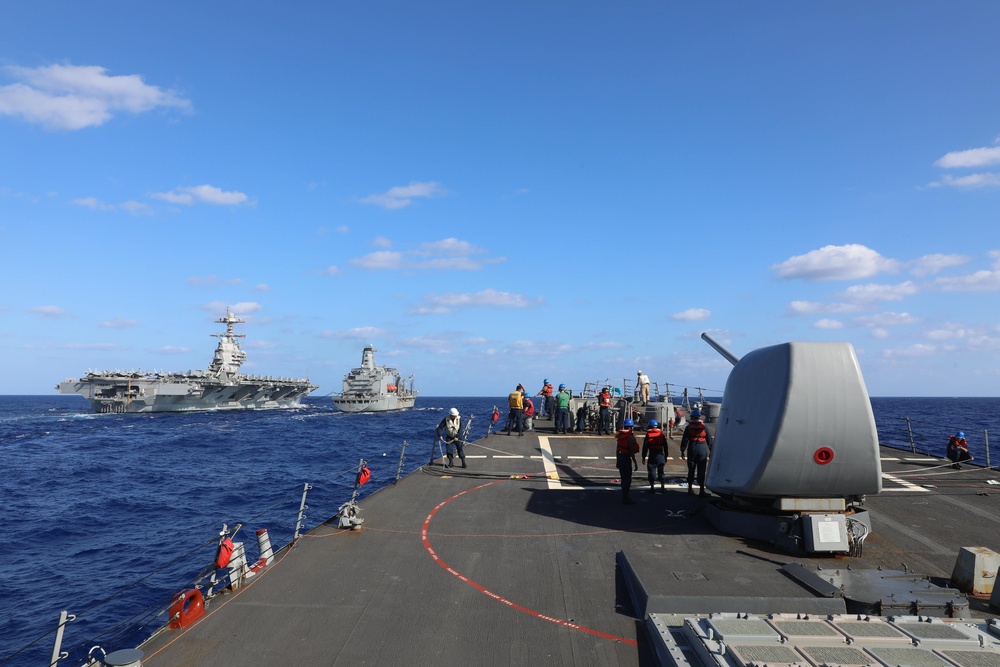 USS Ramage Conducts Underway Replenishment