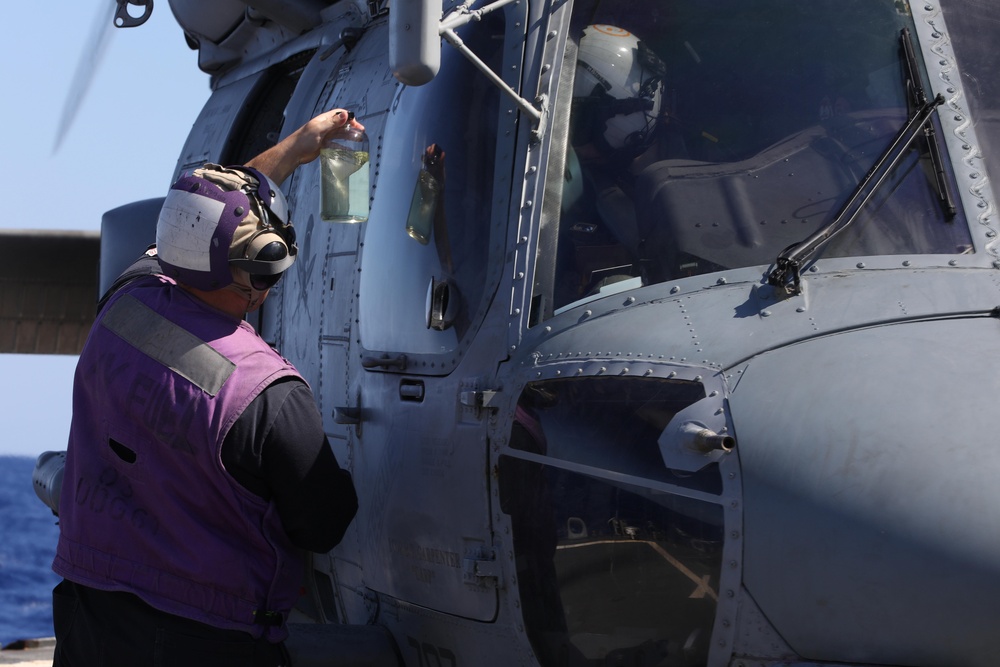 Flight Operations Onboard USS Ramage