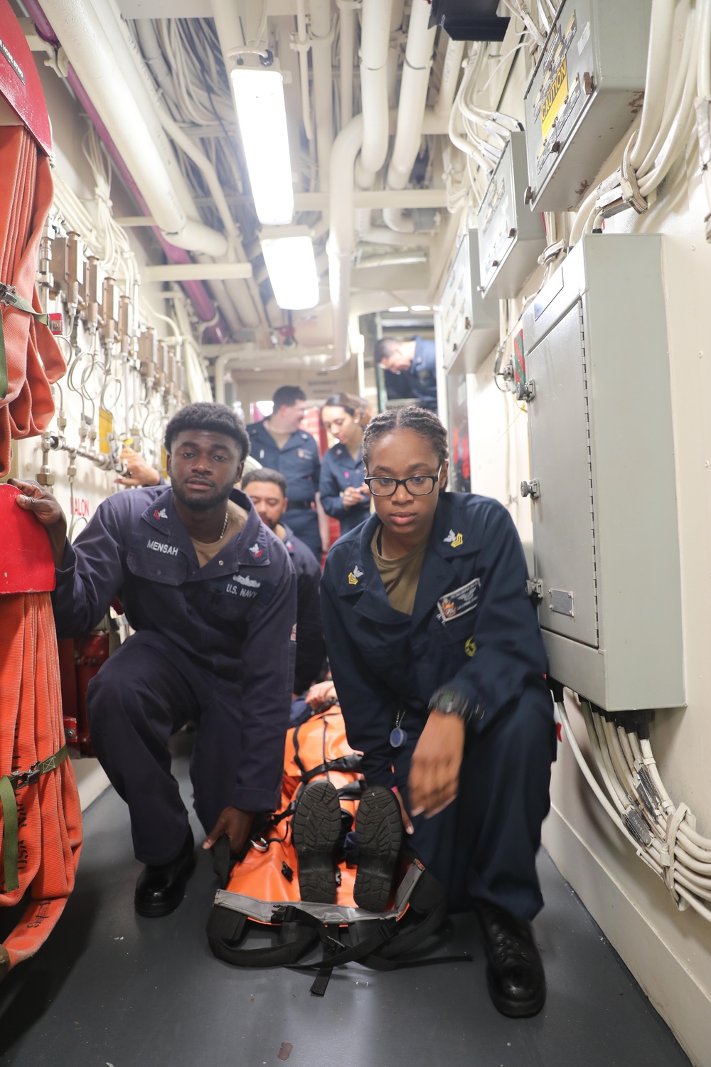 USS Paul Ignatius Holds Stretcher-Bearer Training