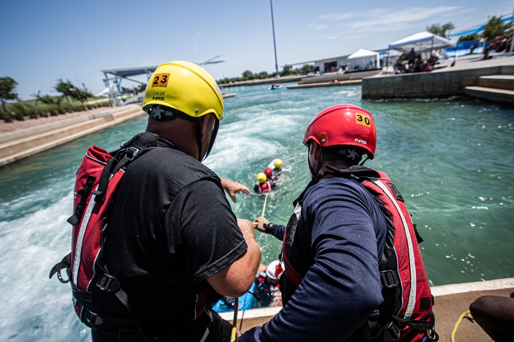 63rd Civil Support Team Conducts water rescue response training