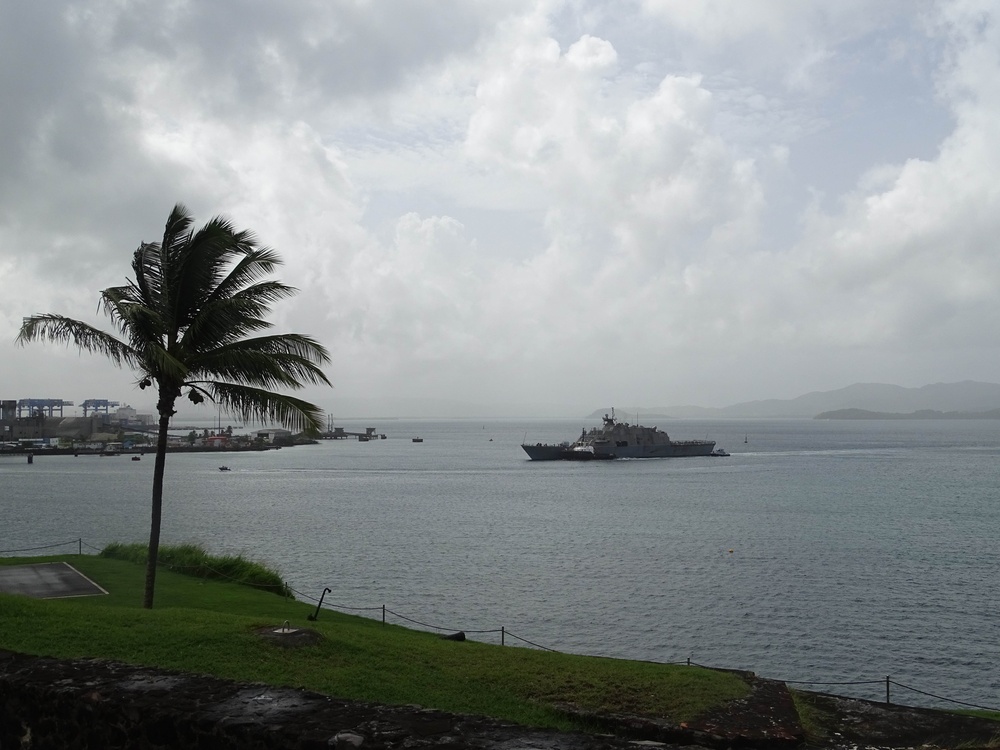 USS Little Rock Conducts Tour for French Partners During Port Visit