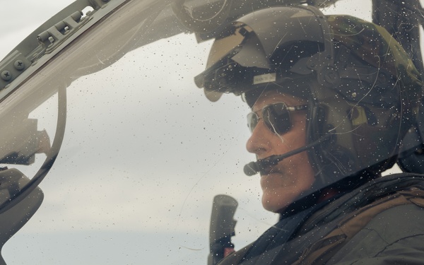 I MEF CG flies with HMLA-367 