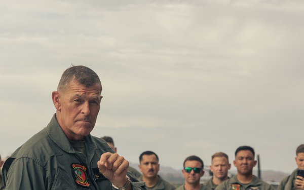 I MEF CG flies with HMLA-367 
