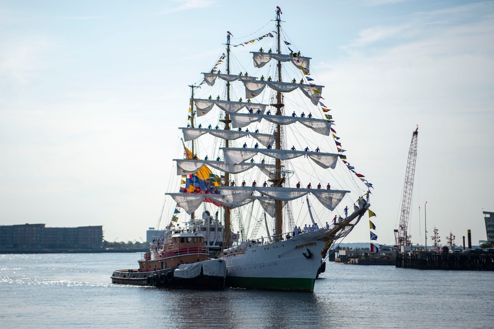 Colombian tall Ship ARC Gloria visits Boston